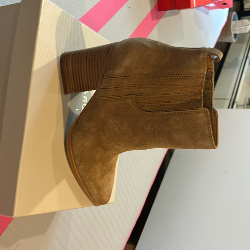 Brand New Marc Fisher Oshay 8.5